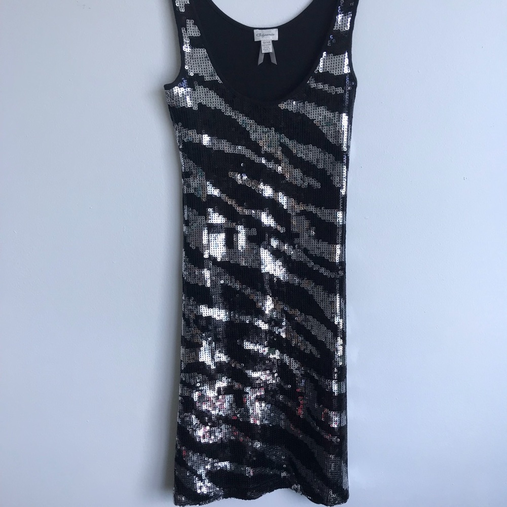 LIKE NEW!!🖤 Animal print sequins night mini dress